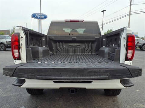 2022 GMC Sierra 1500 Limited Elevation Standard