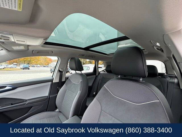 2023 Volkswagen Taos SE 4Motion