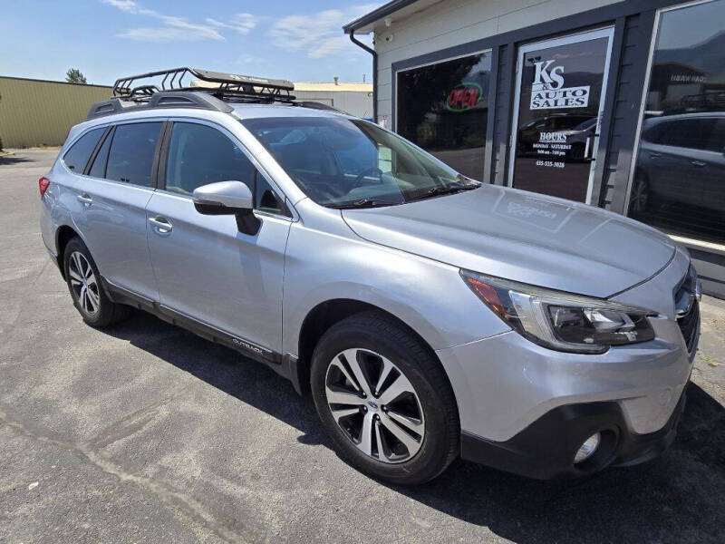 2019 Subaru Outback Limited's photo