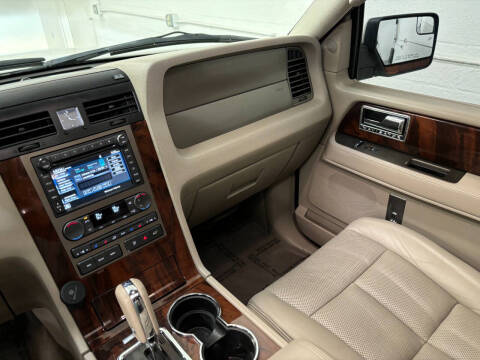 2012 Lincoln Navigator