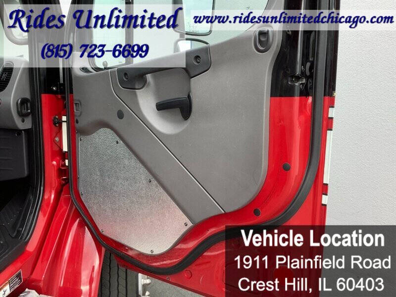 2015 Freightliner M2 106