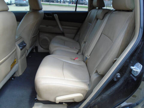 2013 Toyota Highlander SE