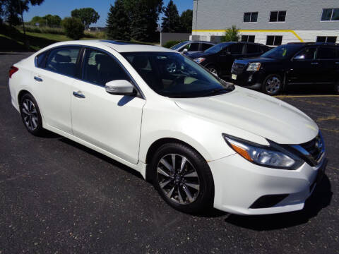 2016 Nissan Altima for sale at Extreme Auto Sales LLC. in Oshkosh WI