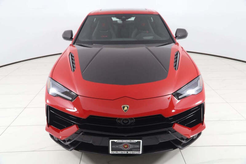 2024 Lamborghini Urus Performante
