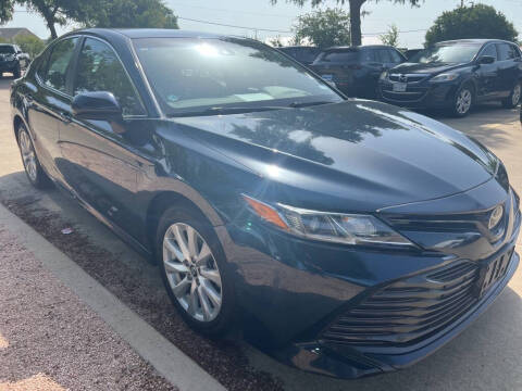 2019 Toyota Camry for sale at HILEY MAZDA VOLKSWAGEN of ARLINGTON in Arlington TX