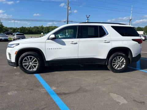 2023 Chevrolet Traverse LT Cloth