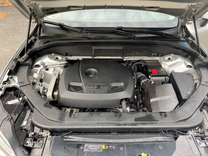 2018 Volvo XC60 T5 Momentum