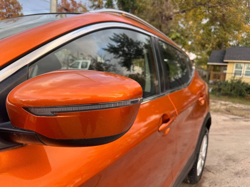 2017 Nissan Rogue Sport SV