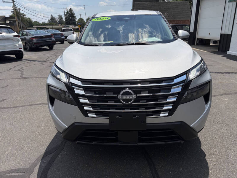 2024 Nissan Rogue SV