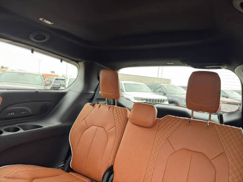 2026 Chrysler Pacifica Pinnacle