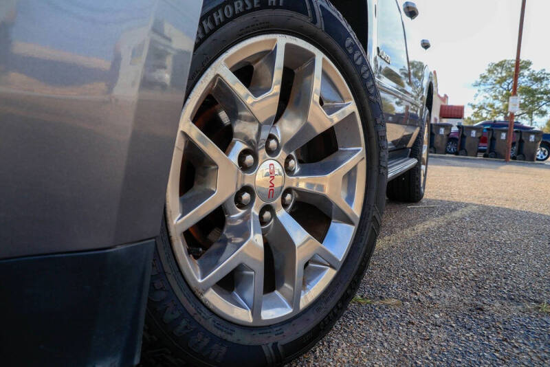 2020 GMC Yukon SLT