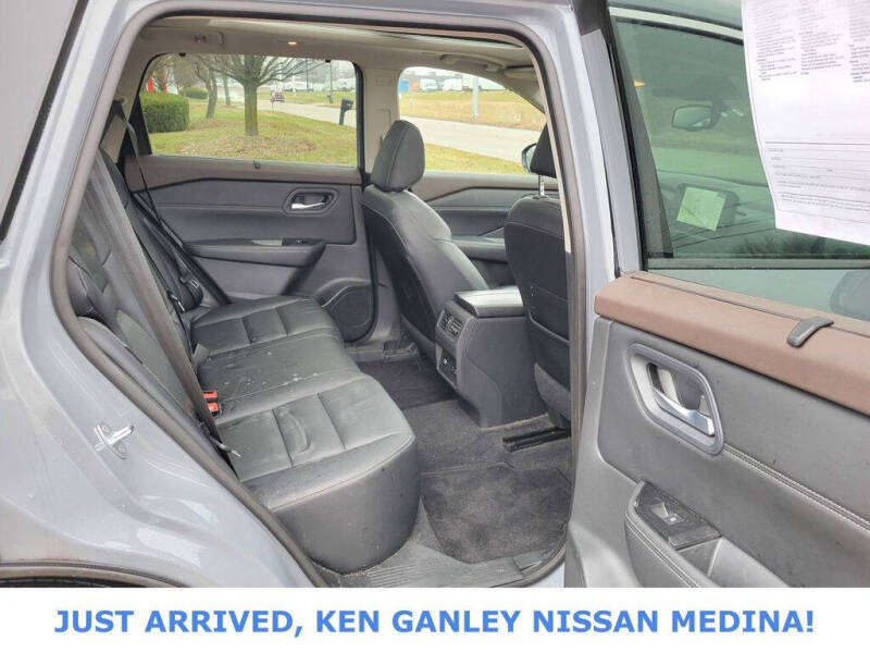 2023 Nissan Rogue SL