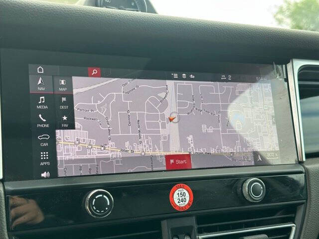 2023 Porsche Macan