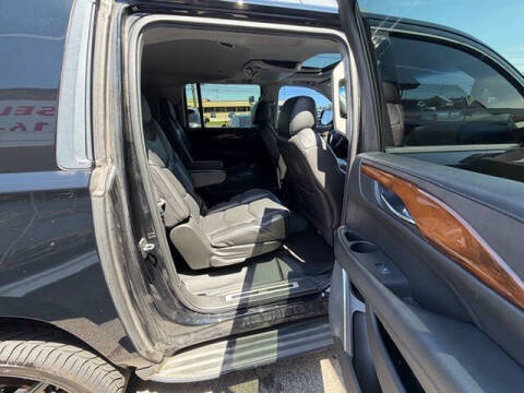2016 Cadillac Escalade ESV Luxury Collection