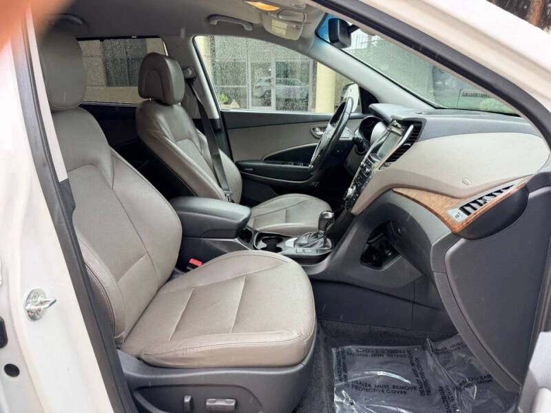 2019 Hyundai Santa Fe XL SE