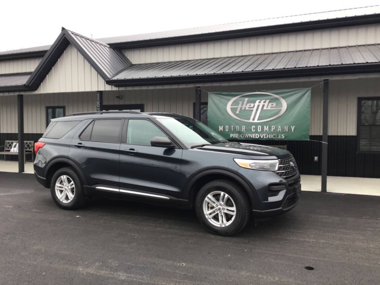 2023 Ford Explorer XLT's photo