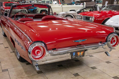 1962 Ford Thunderbird