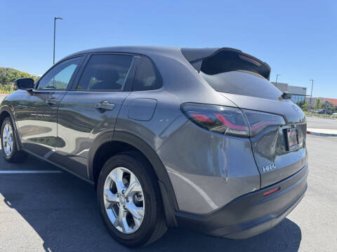 2025 Honda HR-V LX