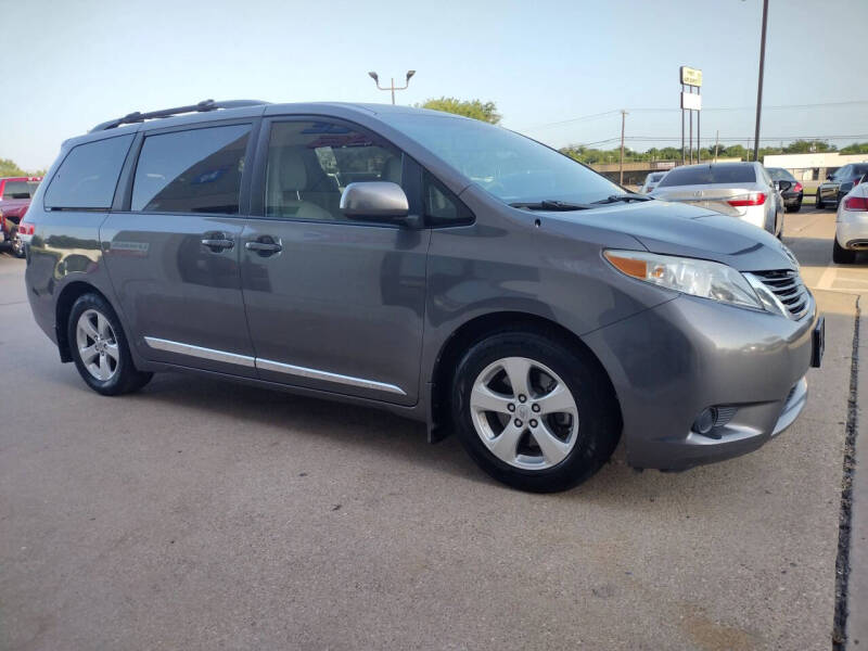 2013 Toyota Sienna