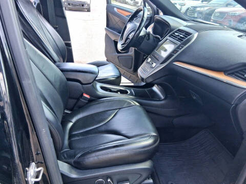 2017 Lincoln MKC Select