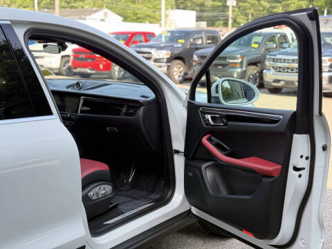 2020 Porsche Macan S