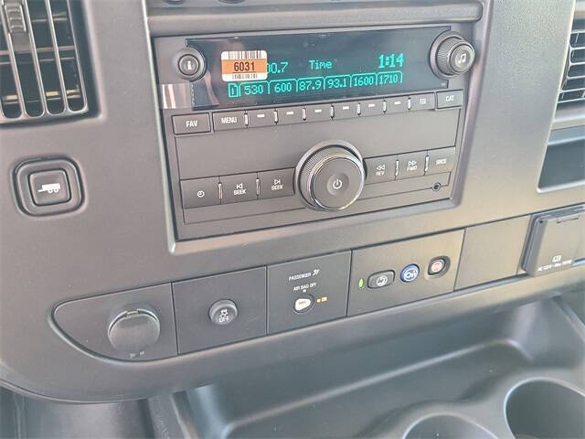 2025 Chevrolet Express 2500