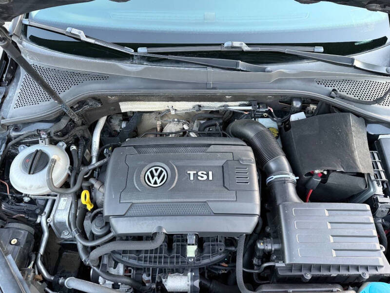 2015 Volkswagen Golf TSI S