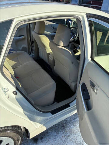 2012 Toyota Prius Five