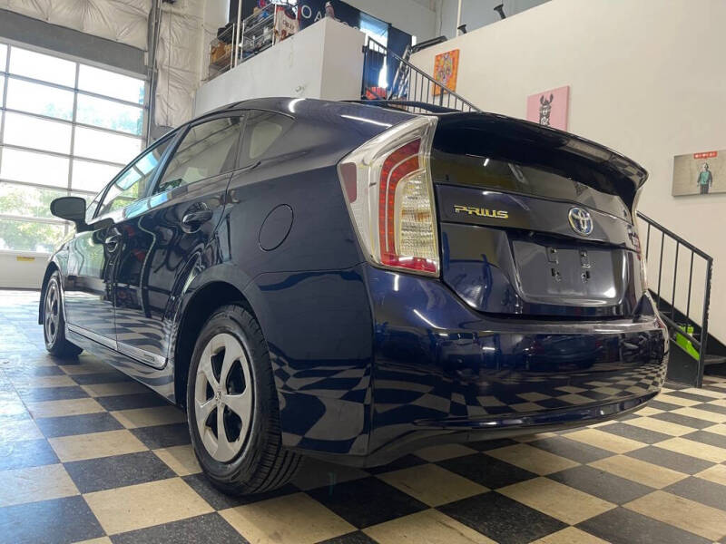 2015 Toyota Prius Three