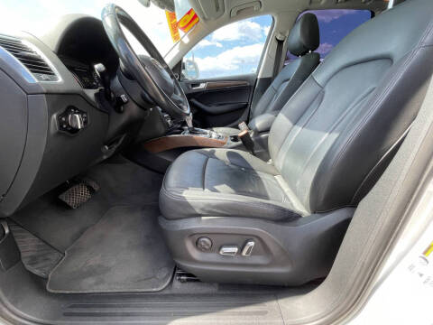 2016 Audi Q5 2.0T quattro Premium Plus