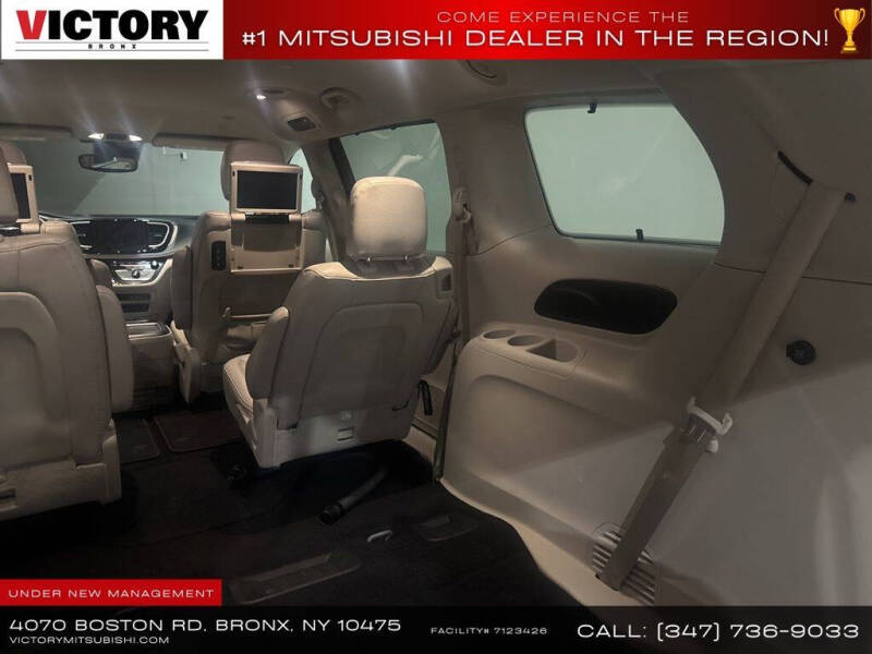 2021 Chrysler Pacifica Touring L