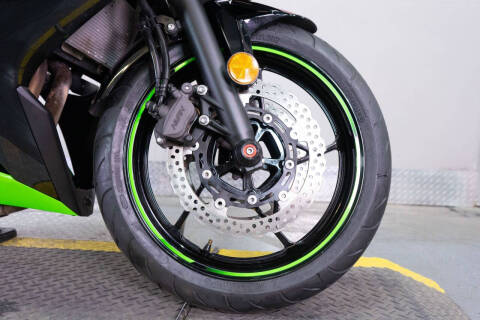 2020 Kawasaki Ninja 650 KRT Edition