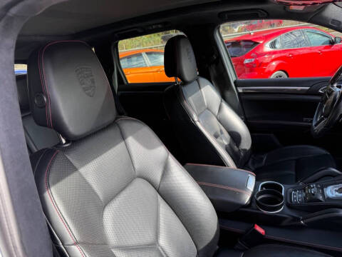 2017 Porsche Cayenne Turbo