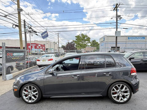 2013 Volkswagen GTI Wolfsburg Edition
