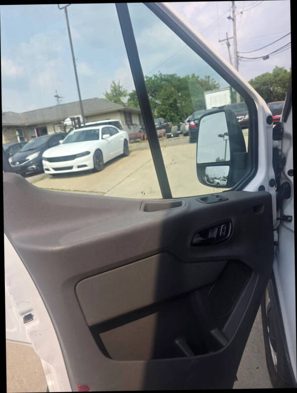 2022 Ford Transit