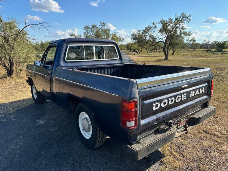 1982 Dodge RAM 150 Miser