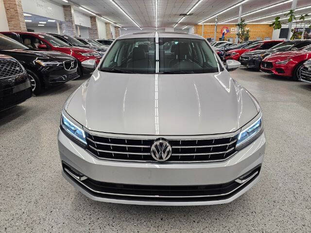 2016 Volkswagen Passat V6 SEL Premium