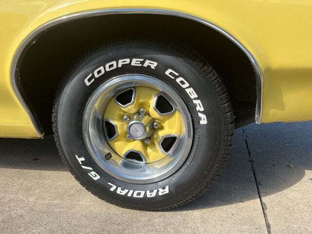 1972 Oldsmobile Cutlass 12