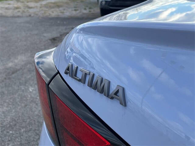 2025 Nissan Altima 2.5 SR