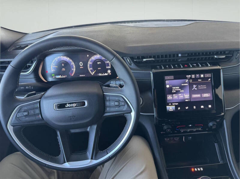 2024 Jeep Grand Cherokee Laredo