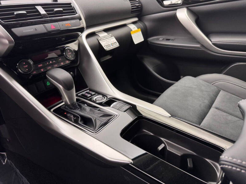 2025 Mitsubishi Eclipse Cross SE