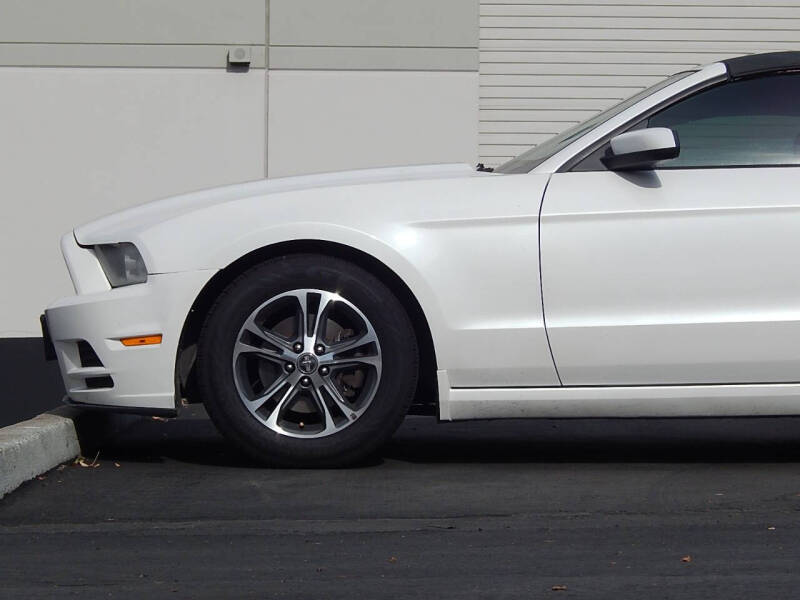 2014 Ford Mustang V6 Premium