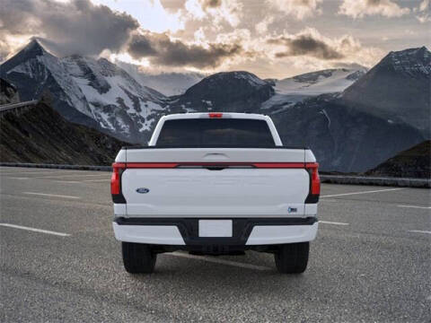 2025 Ford F-150 Lightning Lariat