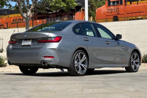 2023 BMW 3 Series 330e