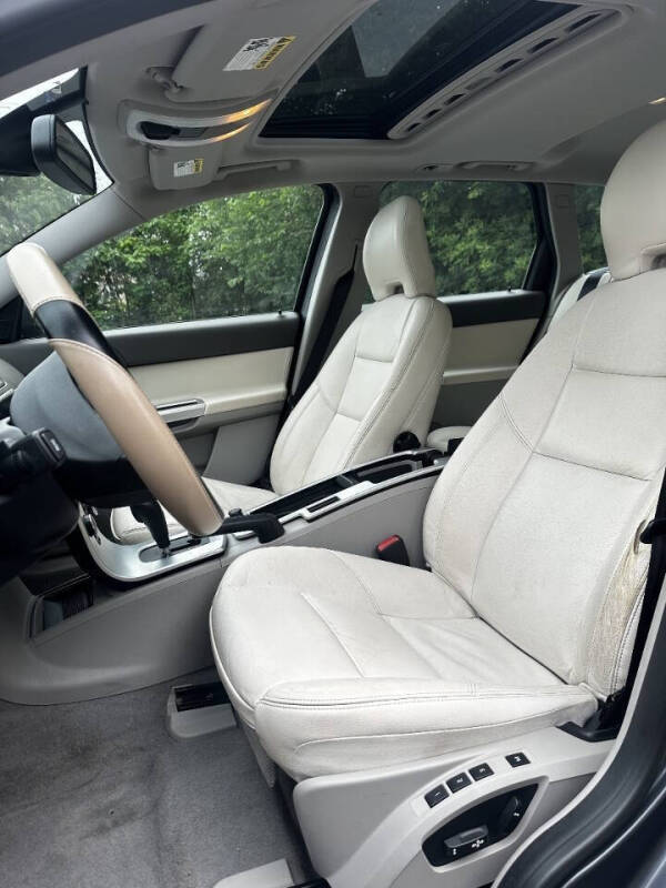 2011 Volvo V50 T5