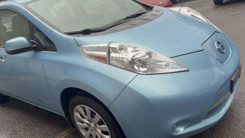 2015 Nissan LEAF S