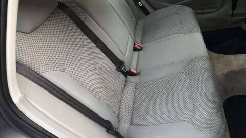 2014 Volkswagen Passat 1.8T S PZEV