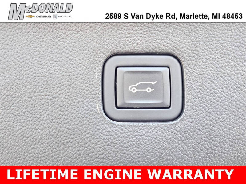 2023 Buick Enclave Essence