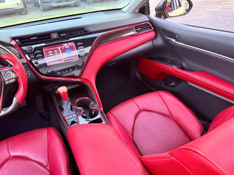 2020 Toyota Camry XSE