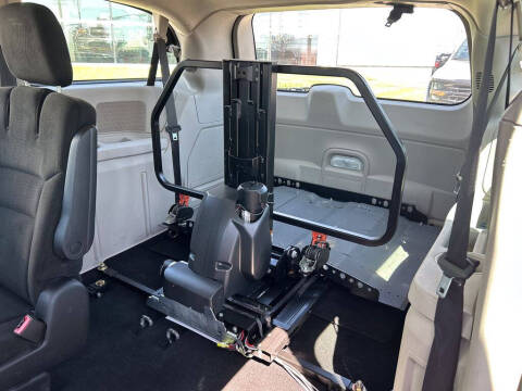 2015 Dodge Grand Caravan SE